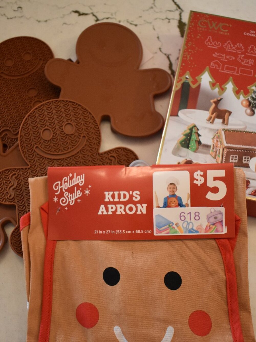 Christmas Kids Baking Bundle | Gingerbread Apron 3D Cookie Cutter Set Trivets